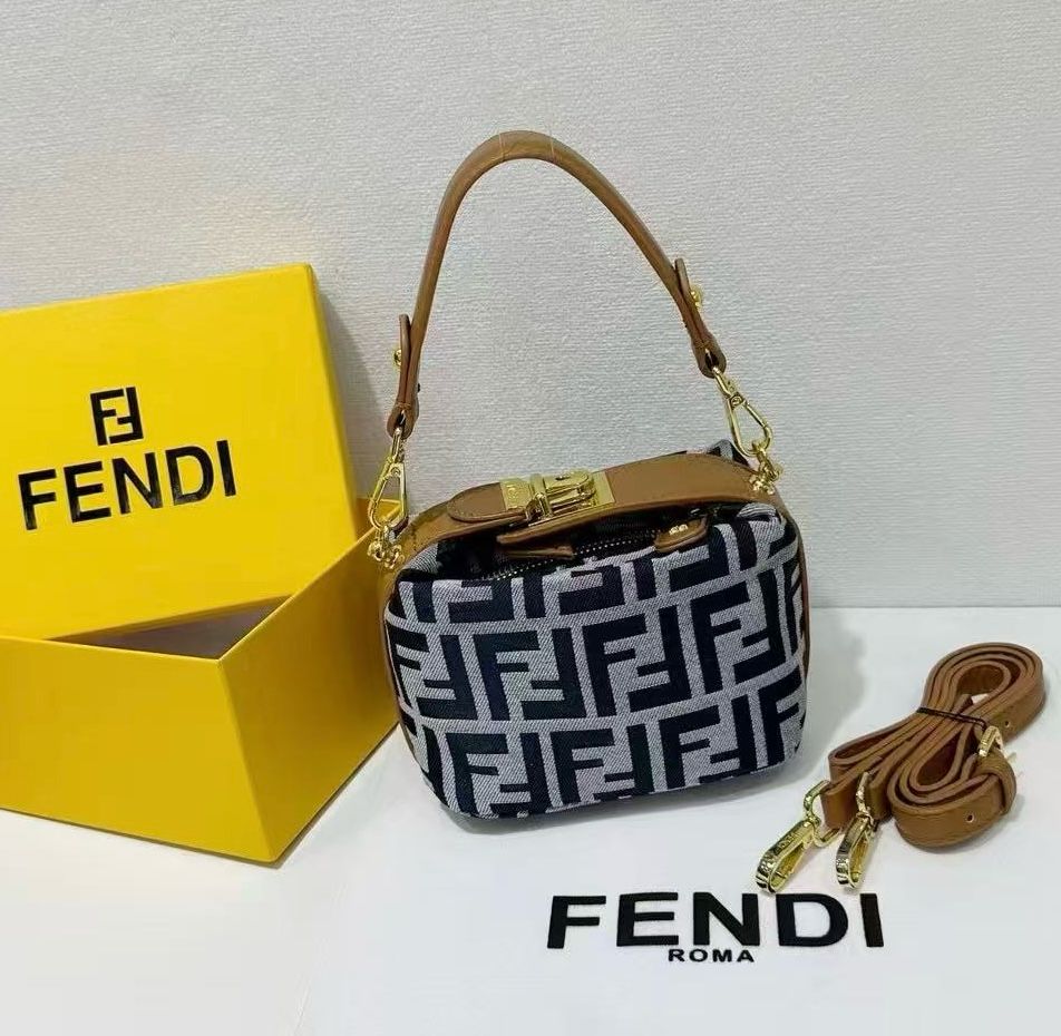 Fendi Baguette